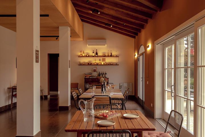 Dining 115 of 126