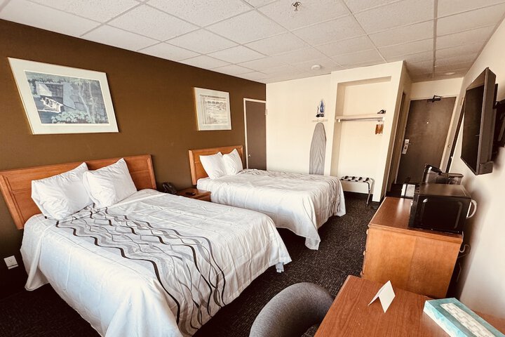 Room 5 of 15