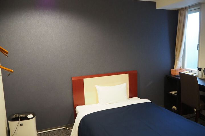 Room 21 of 46