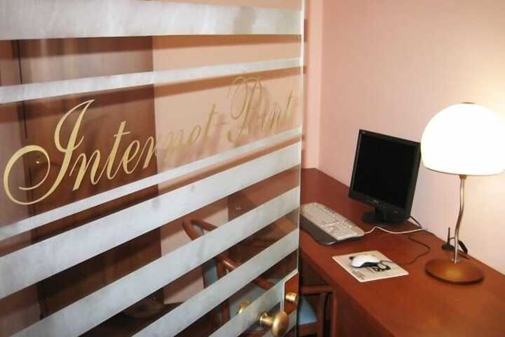 Hotel Interior 28 of 38