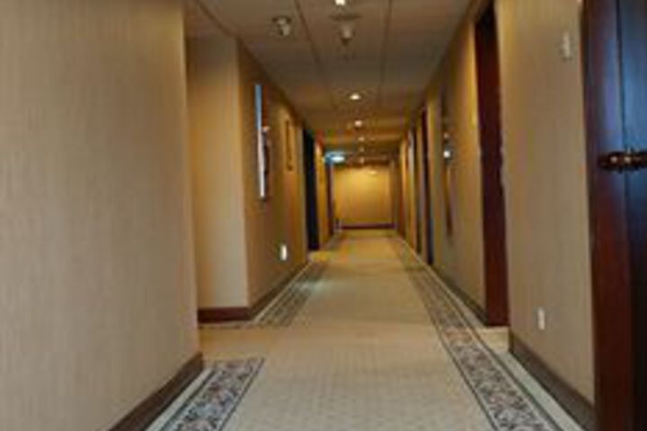 Ballroom/Hall 15 of 23