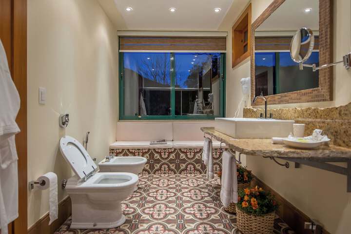 Room 66 of 104