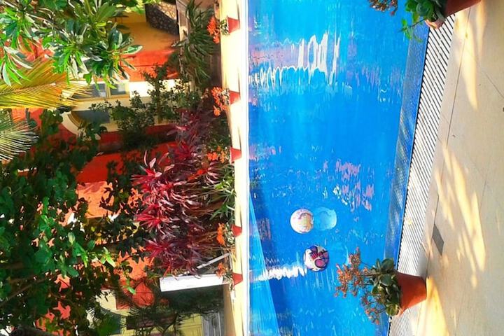 Pool 26 of 42