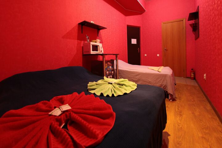 Room 8 of 22