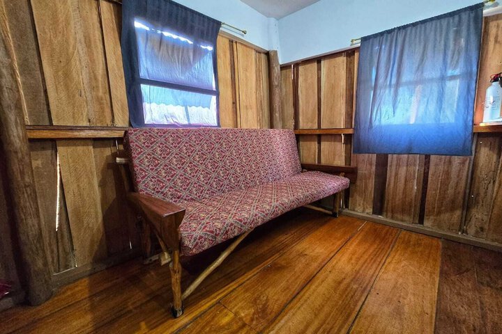 Room 21 of 53