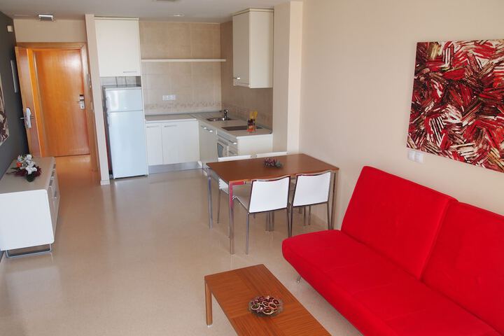 Room 8 of 13