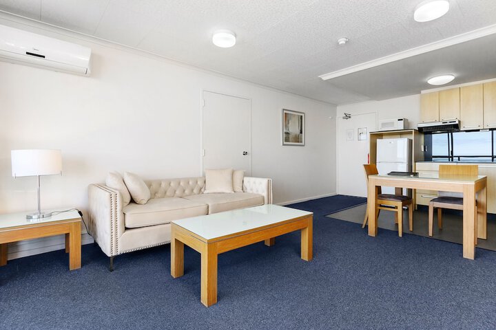 Room 21 of 66