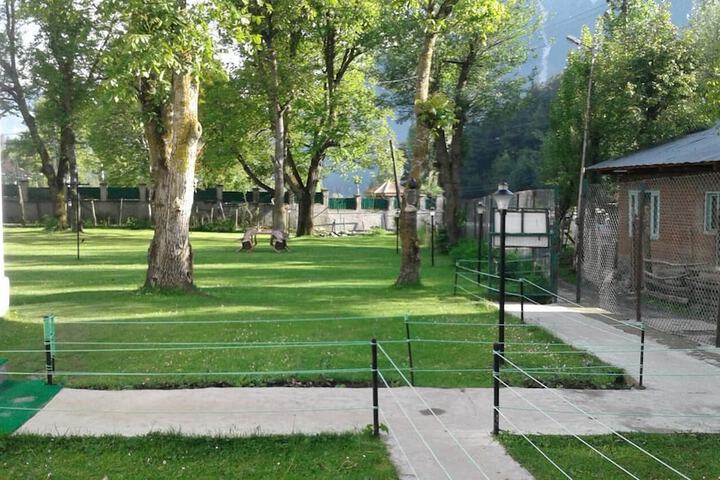 Property Grounds 61 of 81