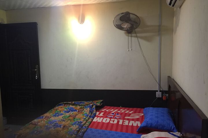 Room 3 of 12
