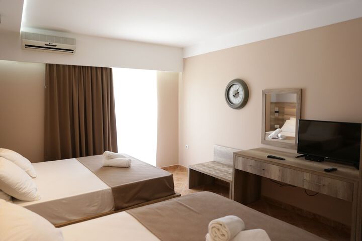 Room 21 of 132