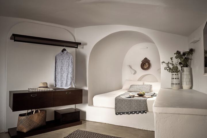 Room 44 of 170