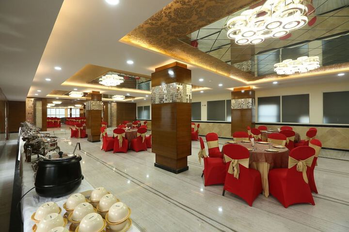 Wedding/Banquet 28 of 37