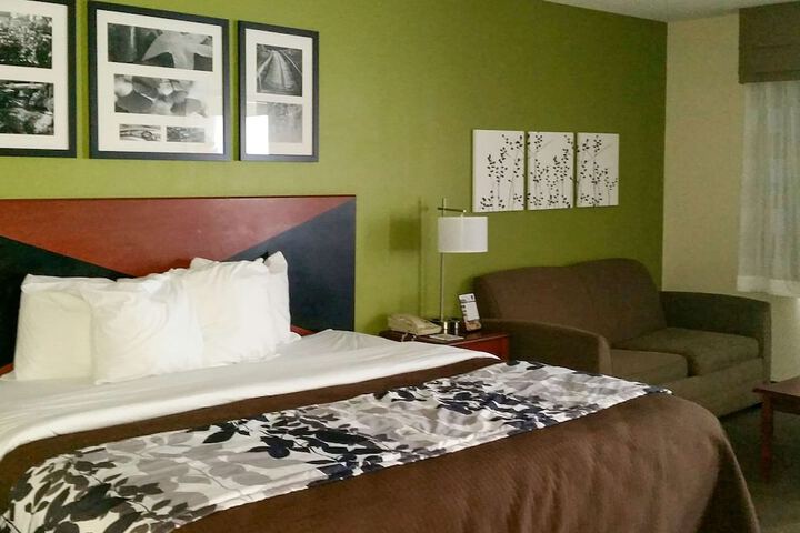 2 Queen Beds (4 of 17)