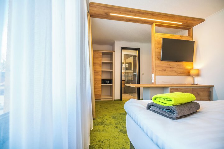 Room 4 of 22