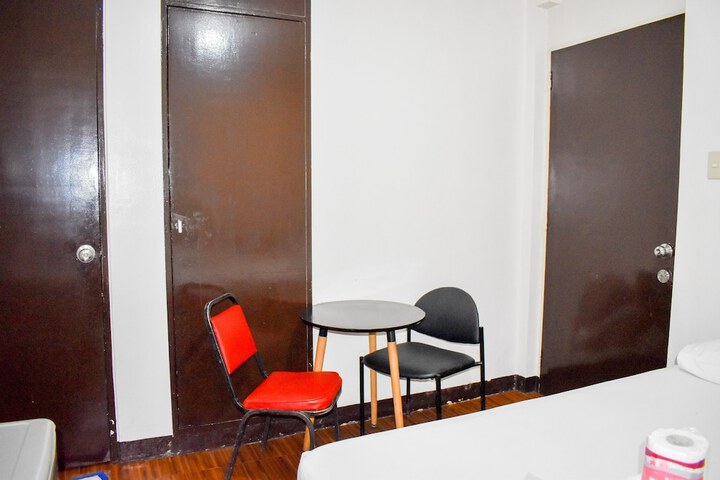 Room 13 of 46