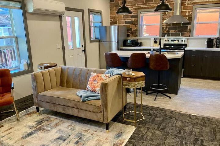 Downtown 2BR Apartment
