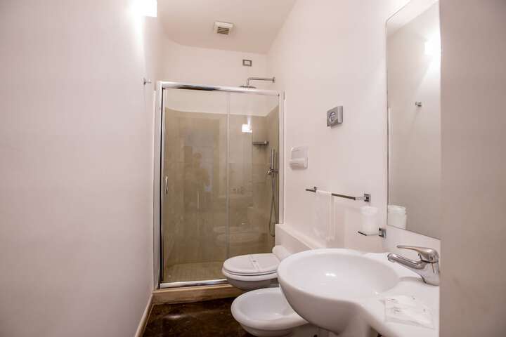 Room 55 of 92