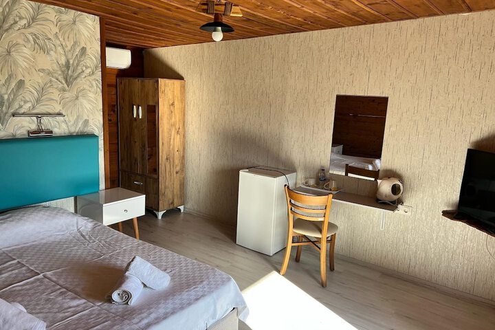 Room 7 of 26