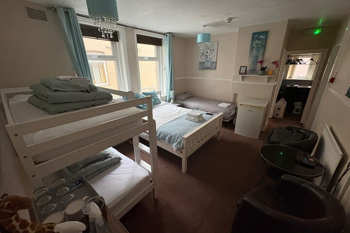 Room 7 of 41