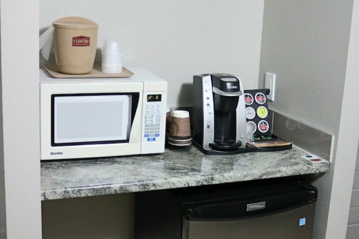 Breakfast/Coffee Service 23 of 43