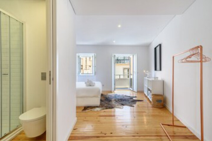 Room 41 of 58