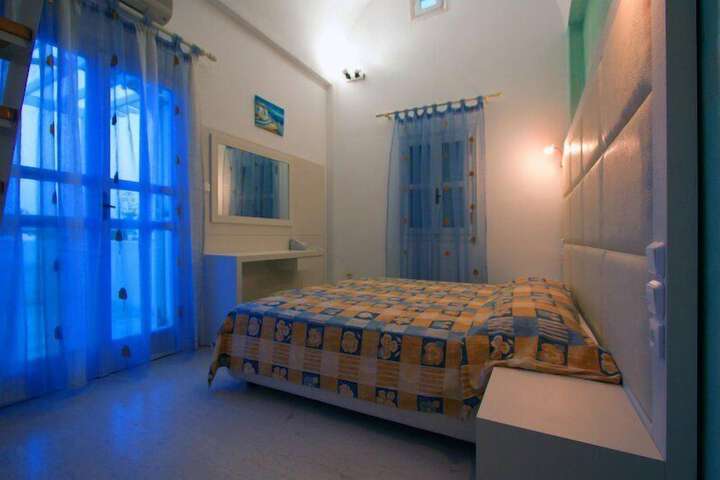 Room 12 of 39