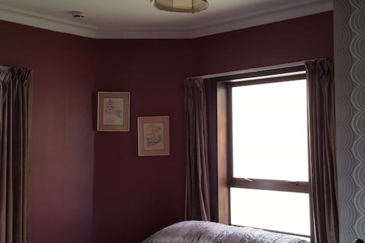 Room 8 of 47