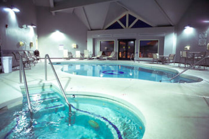 Pool 11 of 20