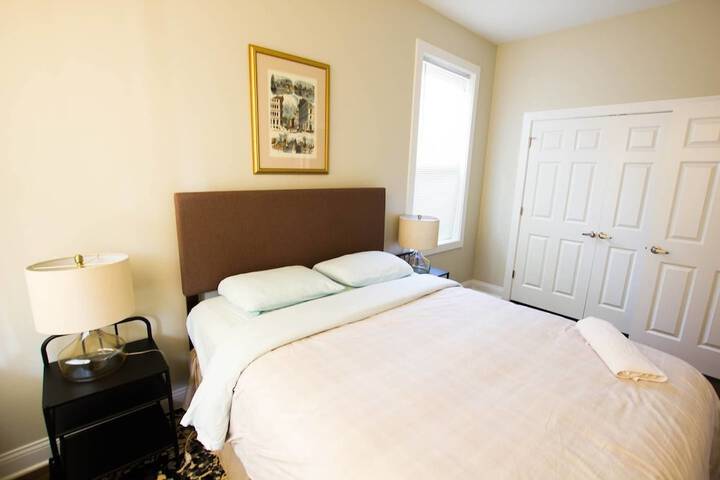 Room 9 of 26