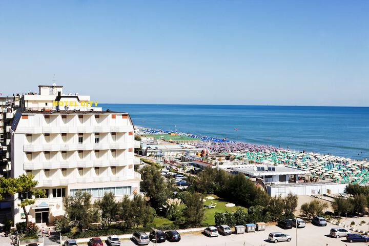Hotel City Beach Resort in Cervia