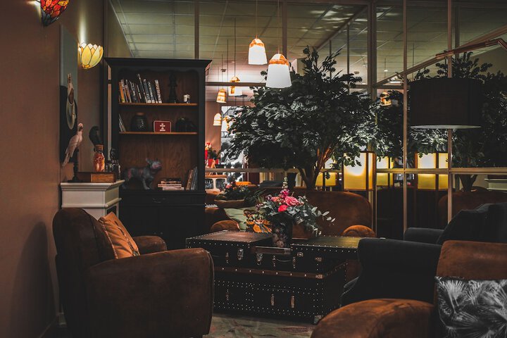 Hotel Interior 2 of 127