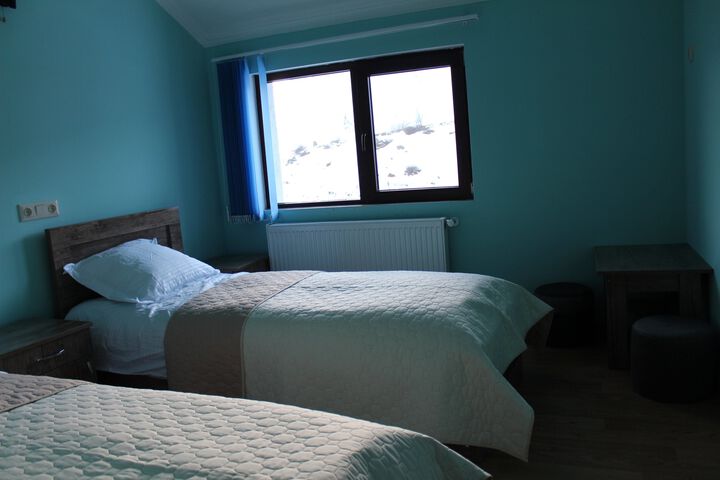Room 75 of 100