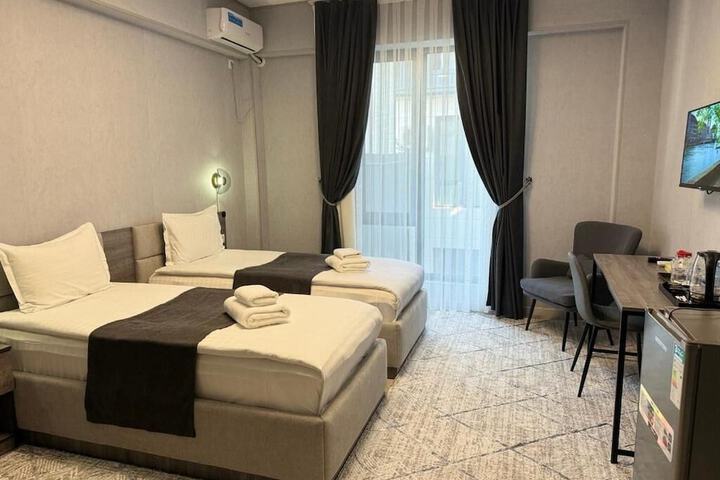 Room 43 of 62