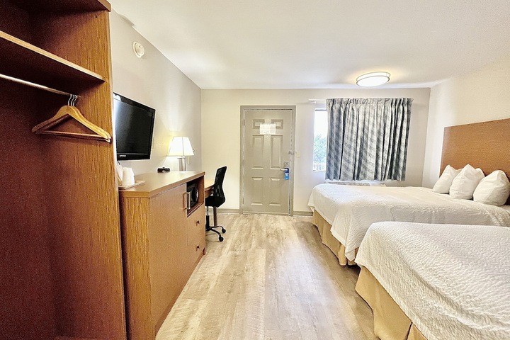 1 Double Bed Mobility Accessible Roll in Shower (2 of 21)