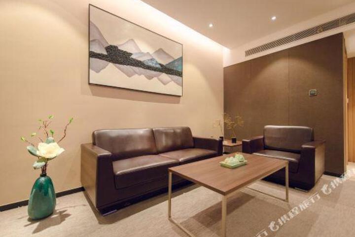 TaiYun Easeful Hotel