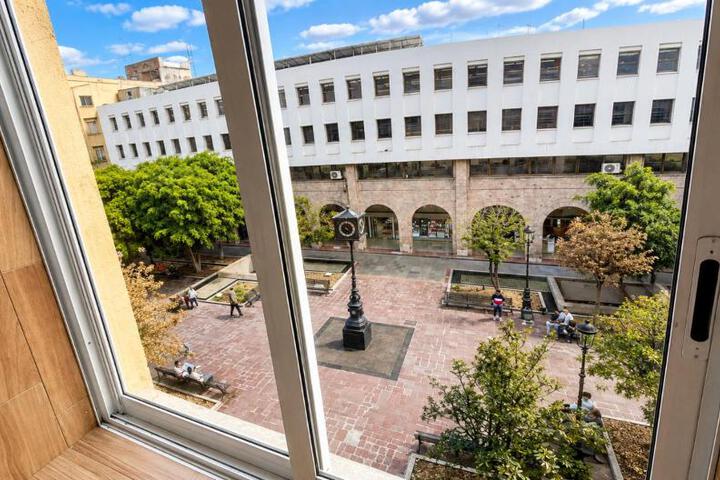 Exterior of Hotel Plaza Tapatia
