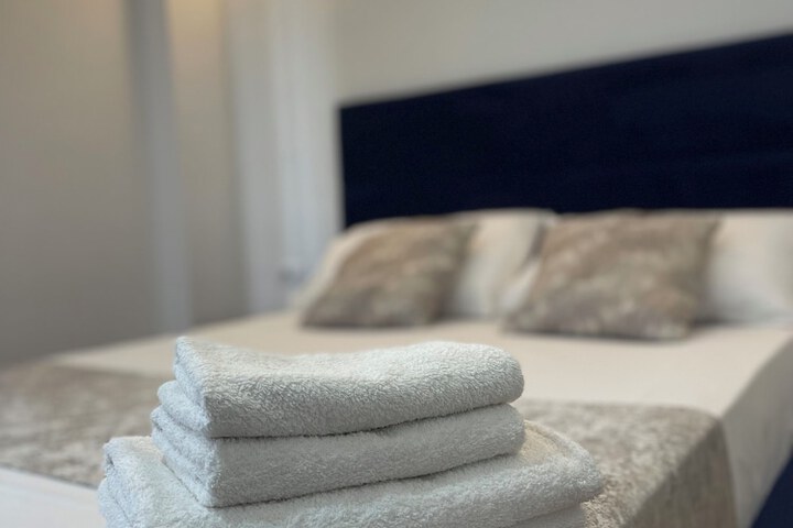 Room 16 of 43