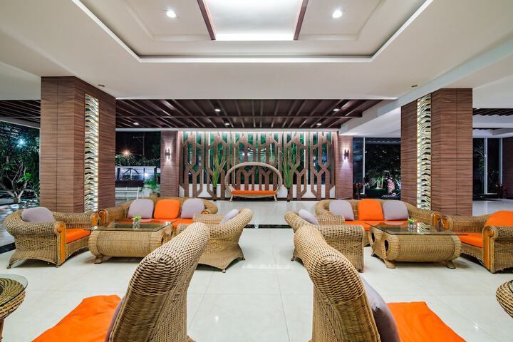 Hotel Interior 3 of 115