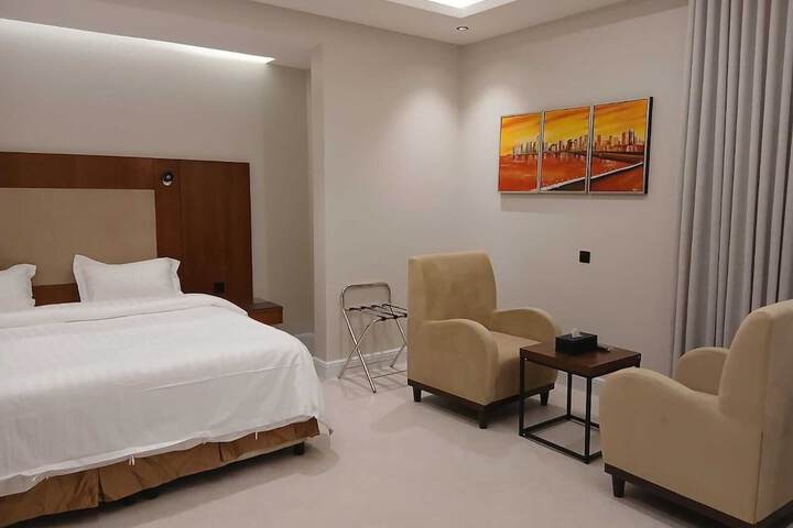 Room 2 of 29