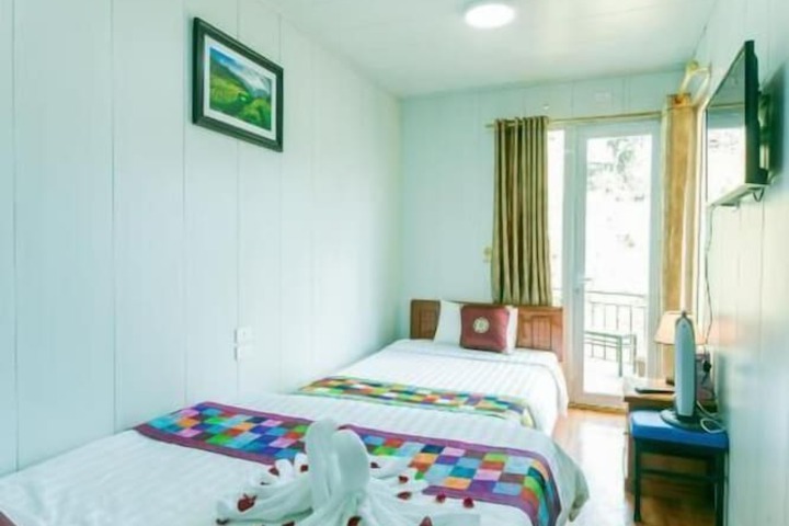 Room 16 of 43