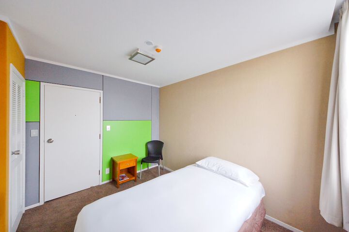 Room 12 of 53