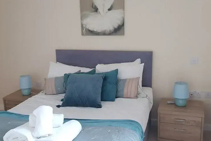 Room 2 of 15
