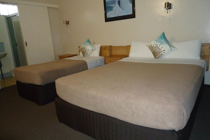 Room 32 of 56