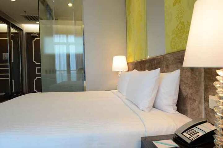 Room 16 of 43