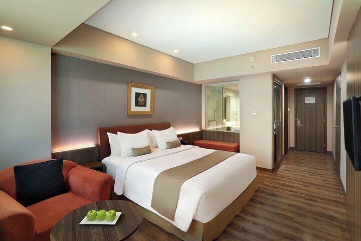 Room 8 of 46