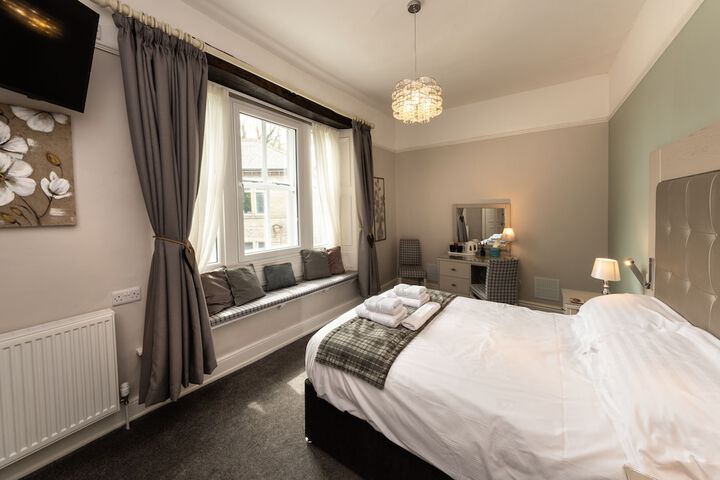 Room 10 of 46