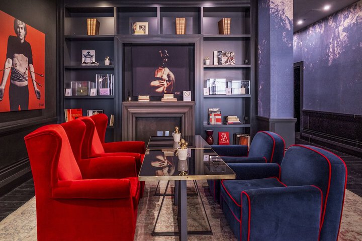 Lounge 57 of 67