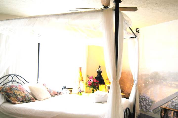 Room 21 of 51