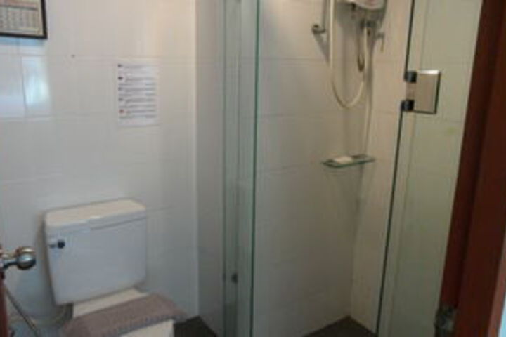 Room 2 of 25