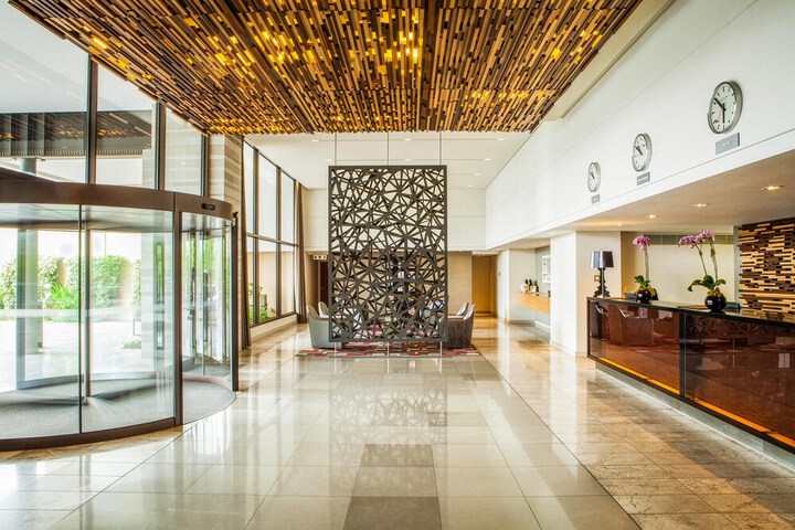 Lobby Photos